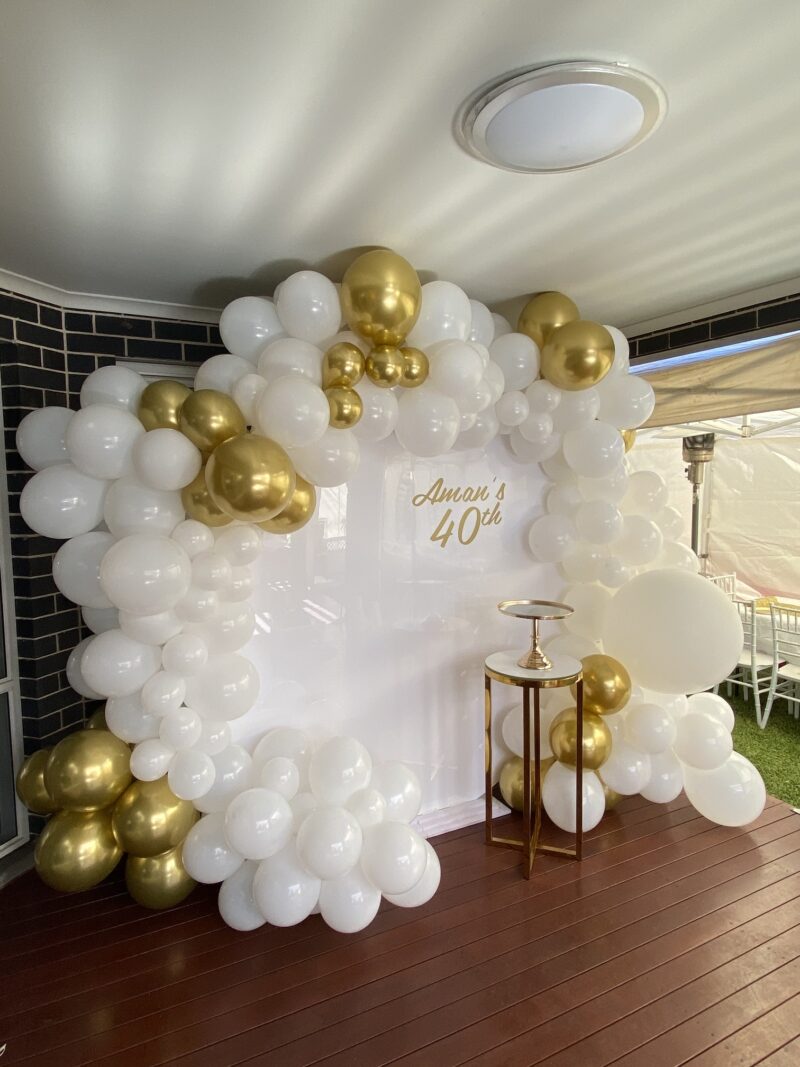 Full Arch Balloon Garland - Image 2